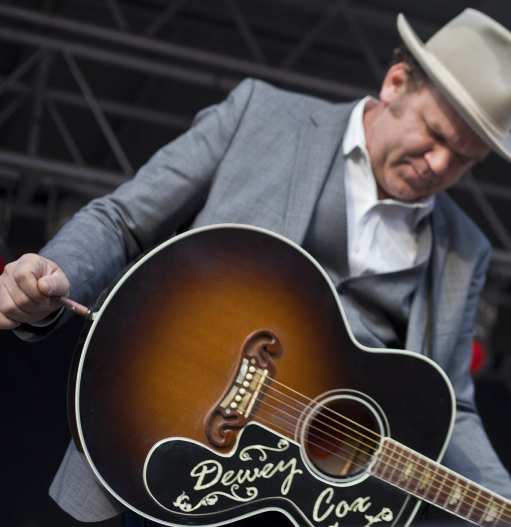 Can we get a Girl Talk mashup of Beck & D.C.? Can we get a Girl Talk mashup of Beck & D.C.?